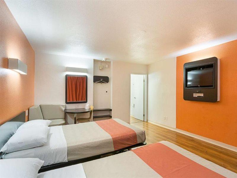 Motel 6-Villa Park, Il - Chicago West Eksteriør billede