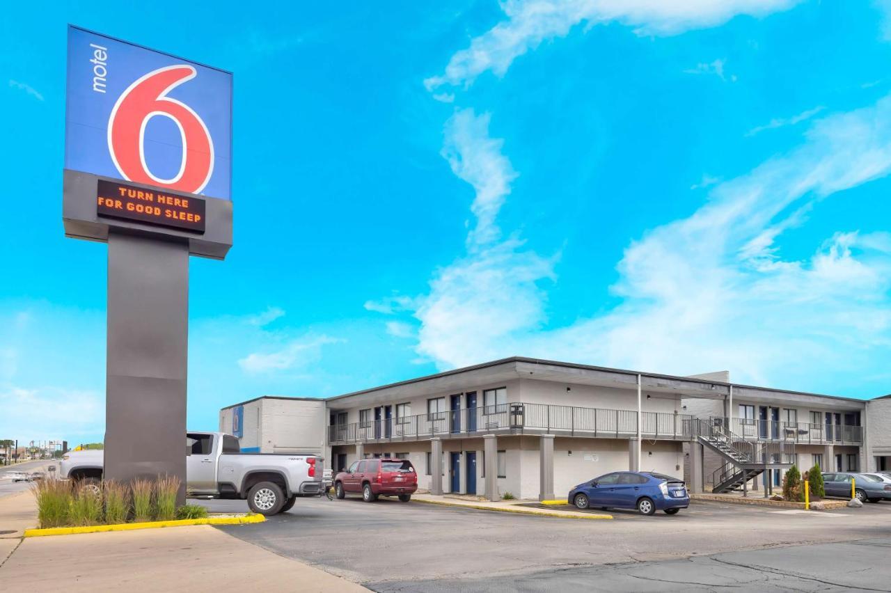 Motel 6-Villa Park, Il - Chicago West Eksteriør billede