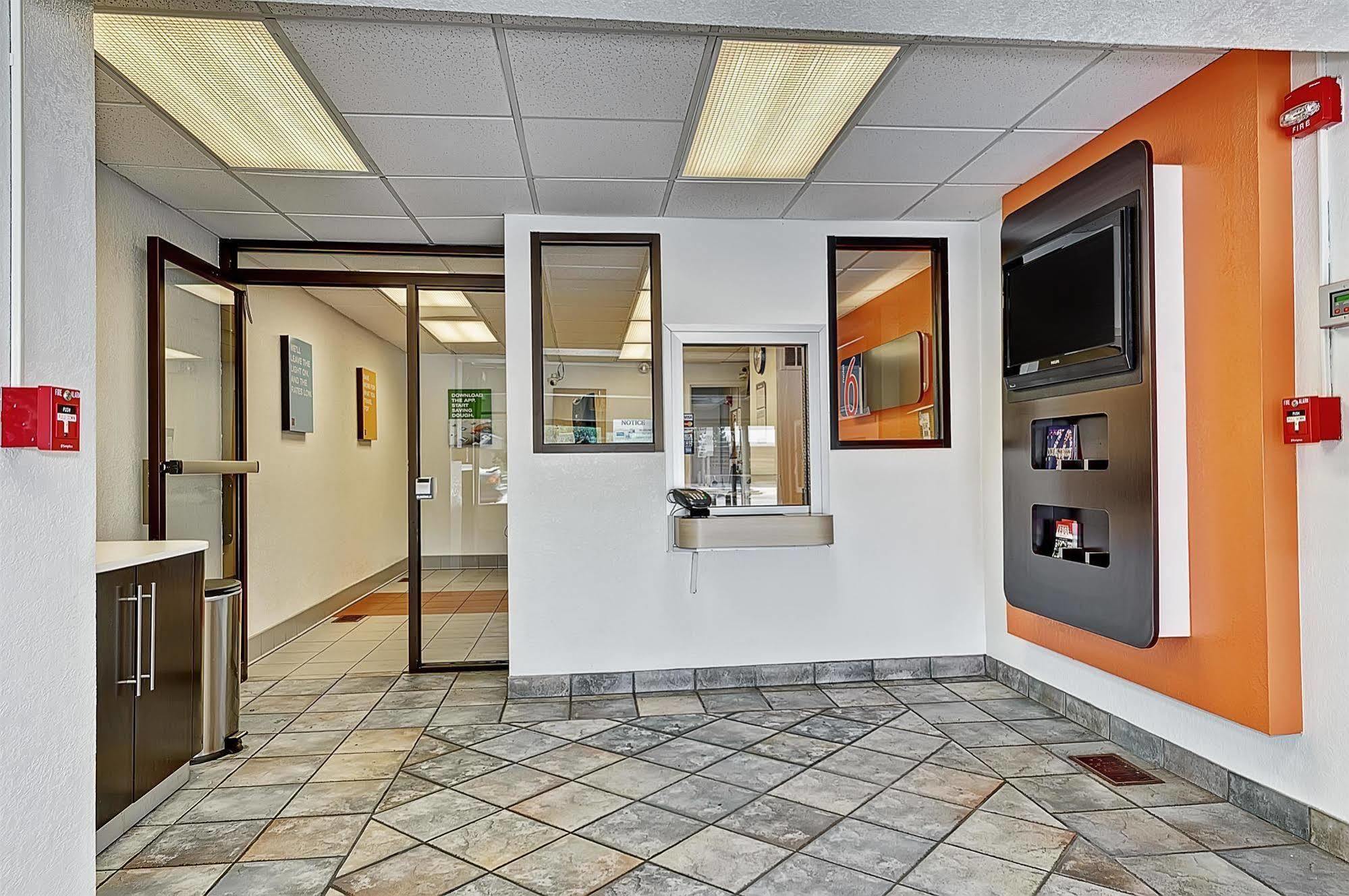 Motel 6-Villa Park, Il - Chicago West Eksteriør billede